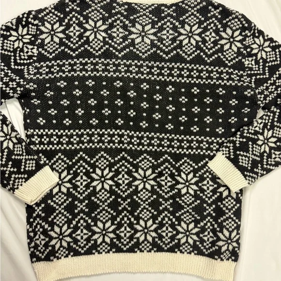 ASSHOLES LIVE FOREVER SWEATER - Picture 4 of 4